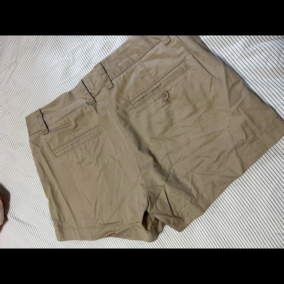 Jcrew 4 in Chino Short - Picture 3 of 6